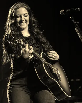 Ashley McBryde Ashland