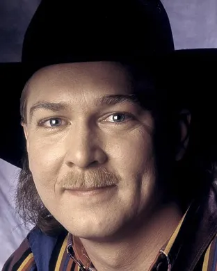 Tracy Lawrence Pikeville