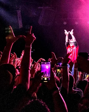 Weezer London