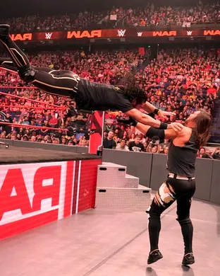 Wwe Raw London
