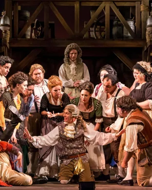 Dolly Parton's Smoky Mountain Christmas Carol Huntington